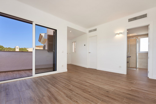 Eines der drei Schlafzimmer 