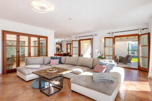 Gemütlicher Wohn-Essbereich