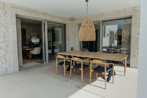 Überdachte Terrasse