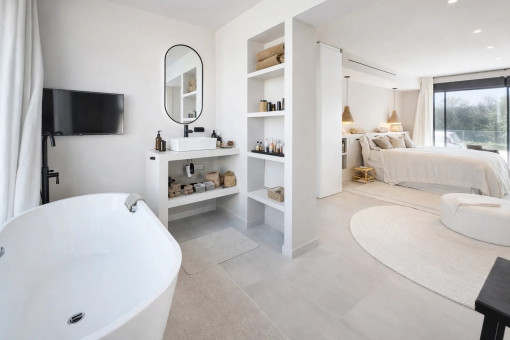 En-Suite-Badezimmer im Obergeschoss