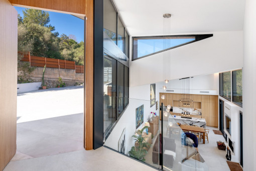 Bright entrance area