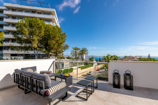 Sonnige Dachterrasse