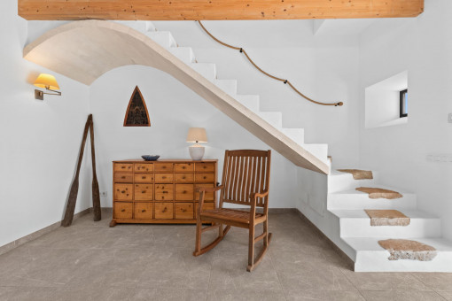 Aufgang ins Obergeschoss