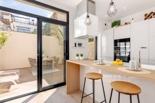 Charmante Wohnung mit großem Patio und hohen Decken nahe des Marktes von Santa Catalina