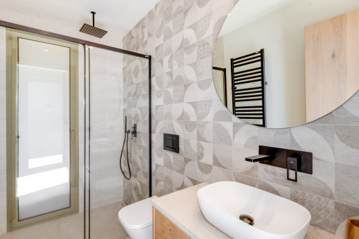 Badezimmer im Erdgeschoss