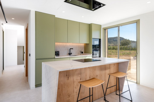 Küche mit Kochinsel