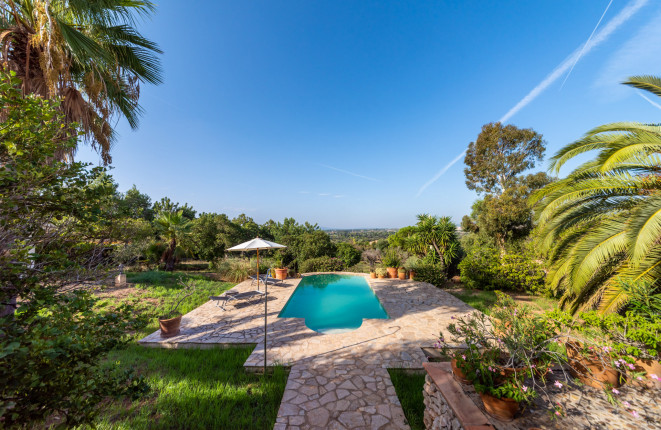 Traumhafte Finca mit herrlichem Ausblick, ruhiger...