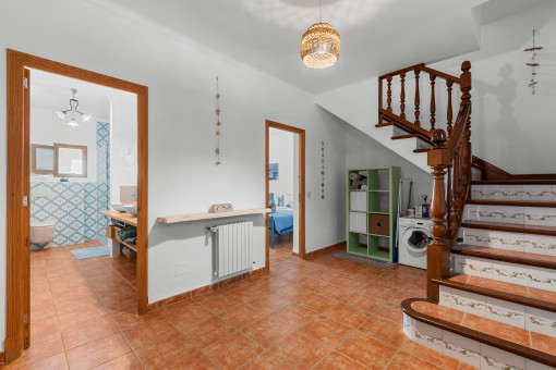 Verteiler ins badezimmer und Obergeschoss