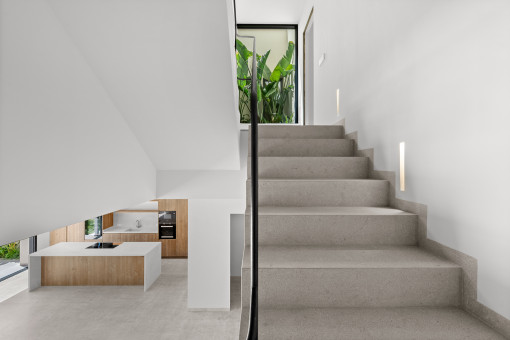 Treppe ins Obergeschoß 