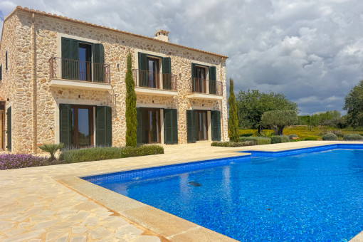 Finca Llucmajor Poolfassade