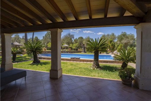 Überdachter Aussenbereich