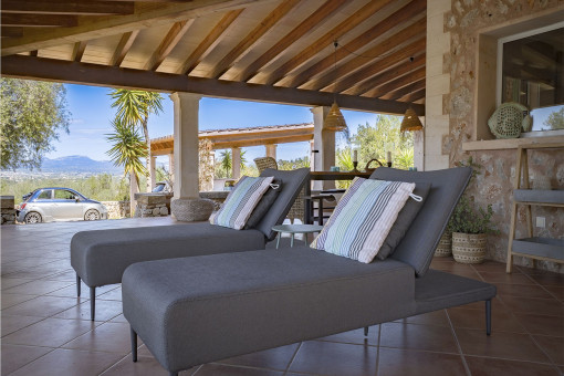 Überdachte Terrasse 