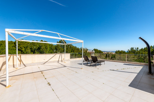 Große Dachterrasse