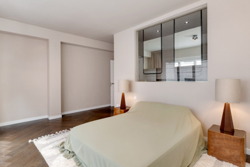 Masterschlafzimmer mit Badezimmer en suite  