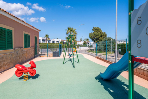 Kinderspielplatz im Gemeinschaftsbereich