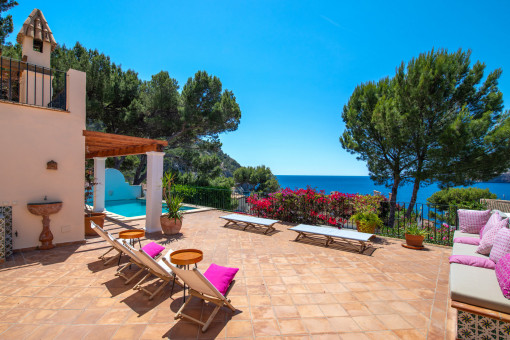 Poolterrasse 