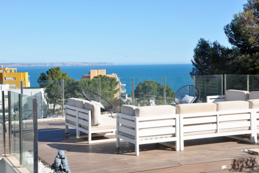 Meerblick und moderne Architektur