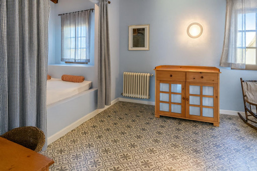 Gemütliches Schlafzimmer im Erdgeschoss