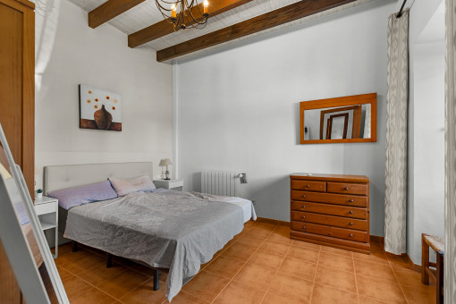 Erstes Schlafzimmer im Erdgeschoss