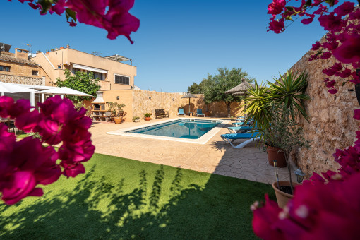 Garten und Pool