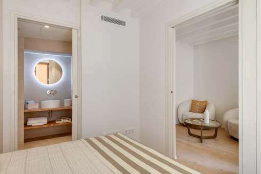 Schlafzimmer mit Bad