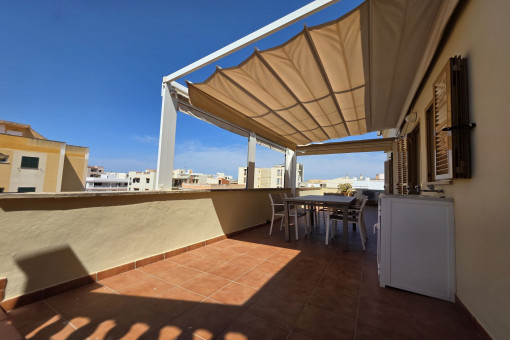 Großzügige Terrasse