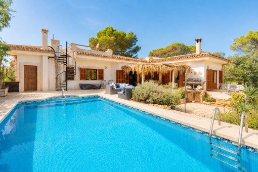 Mediterrane Villa in Cap des Moro mit Pool und charmantem Garten