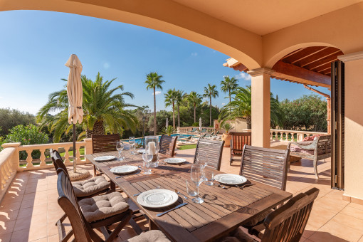 Überdachte Terrasse