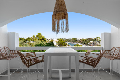 Atemberaubendes Beachhouse-Apartment mit Blick auf die Marina Cala D'or