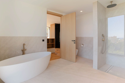 Badezimmer en suite 