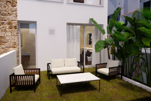 Zweiter Garten mit Sitzmöglichkeit
