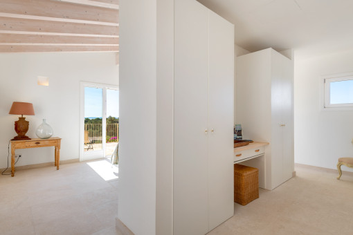 Hauptschlafzimmer mit Badezimmer en Suite