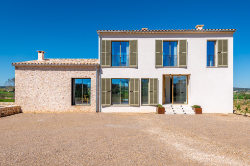 Frontansicht der Finca