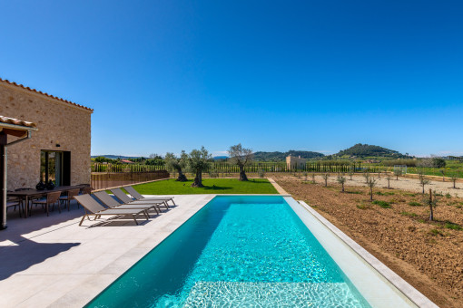 Poolterrasse 