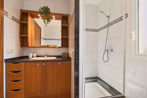 Badezimmer im Obergeschoss