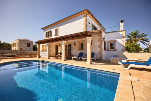 Exklusive Villa mit großem Pool und Garten zur Wintermiete in Portocolom