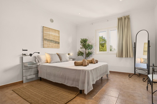 Erstes Schlafzimmer im Erdgeschoss