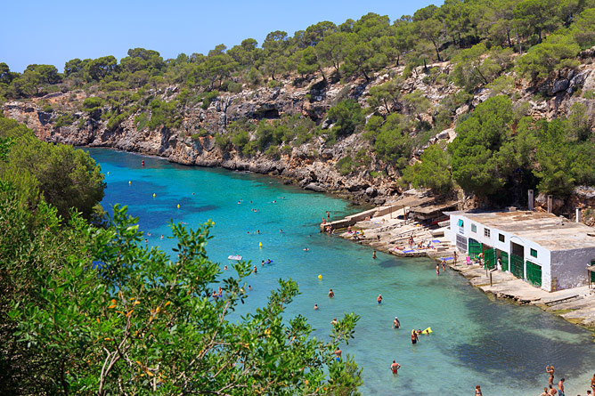 sandy beach of Cala Pi