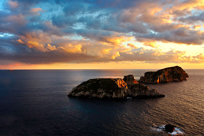 Evening mood on the coast of Santa Ponsa